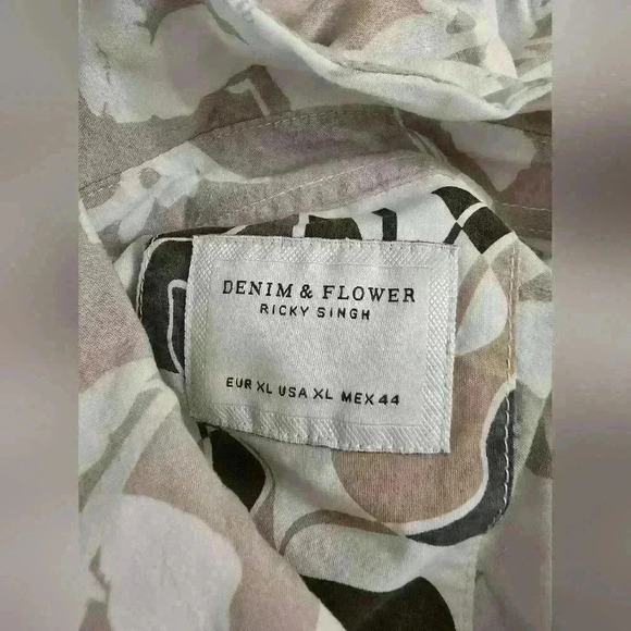 Denim & Flower by Ricky Singh Cuban Collared Hawaiian Shirt - Picture 6 of 6